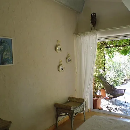 Helios Bed & Breakfast